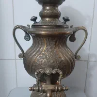 چراغ لاله قدیمی سماور قدیمی کاسه قدیمی|کلکسیون اشیاء عتیقه|ملایر, |دیوار
