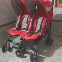 کالسکه دوقلو