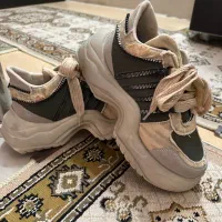 کفش اسپرت سایز۴۰