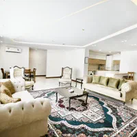 واحد مبله لوکس سه خواب واقع در پاسدران|اجارهٔ کوتاهمدت آپارتمان و سوئیت|شیراز, شهرک ایثار|دیوار