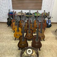 گیتار یاماها باآموزش کالیمبا ارگ ستار