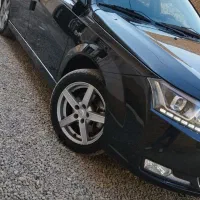 دنا پلاس توربو اتوماتیک سانروفدار مدل 1402