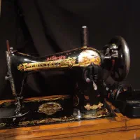 چرخ کریستال اصل جفت شیر ، دینام وپدال دارد