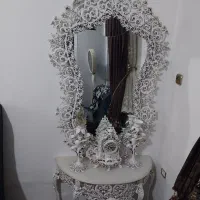 ساعت ایستاده و آینه کنسول