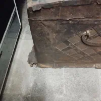 صندوقچه عتیقه|کلکسیون اشیاء عتیقه|رشت, حمیدیان|دیوار