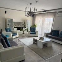 اجاره و رهن منزل سه خوابه شیک و نو با لوستر و پرده|اجارهٔ آپارتمان|اصفهان, بهارستان|دیوار