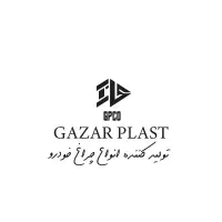 راننده نیسان با ماشین