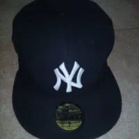 کلاه بک فیت|لباس|رشت, رشتیان|دیوار