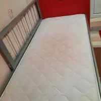 تخت،کمد،ویترین،فرش،پرده|تخت و سرویس خواب|قزوین, |دیوار