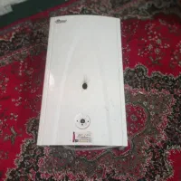 خریدار و فروشنده آبگرمکن ایستاده و دیواری|آبگرمکن، پکیج، شوفاژ|کرج, کیانمهر|دیوار