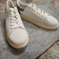 کتونی سفید نو