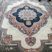 انبارفرش امین.تعویض فرش کهنه بافرش نو...|فرش|فسا, |دیوار