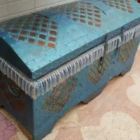 صندوق قدیمی بزرگ