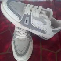 کفش .کتانی.اصلی و زیبا|کیف، کفش، کمربند|کرمانشاه, |دیوار