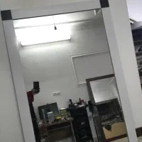 میز آرایشی و‌ صندلی و آینه