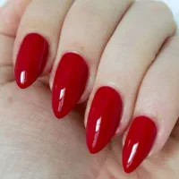 خدمات کاشت ناخن تخصصی