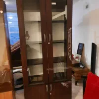 آینه و دراور ، کتابخانه