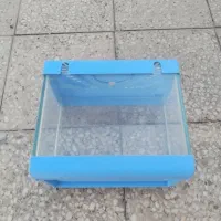 آکواریوم کوچک به همراه تنگ بزرگ