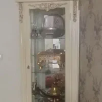 ویترین چوبی در حد نو