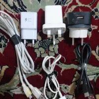 ۳عددشارژر سوپرفست که۲تاشون فابریک قدیم