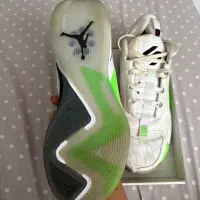 کتونی وزرشی   اورجینال|کیف، کفش، کمربند|رشت, گلسار|دیوار