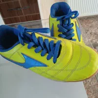 کفش سالن خیلی سالم سایز ۴۰ و کفش سفید  دخترانه|کیف، کفش، کمربند|گناباد, |دیوار