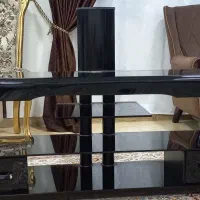 میز زیر تلویزیون