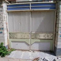 درب حیاط ماشین رو