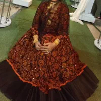 لباس محلی نو|لباس|شیراز, ترمینال باربری|دیوار