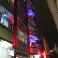 هتل آپارتمان سوئیت مهمانپذیر نزدیک حرم|اجارهٔ کوتاه‌مدت آپارتمان و سوئیت|مشهد, عنصری|دیوار