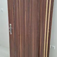 درب ورودی و درب اتاق و سرویس