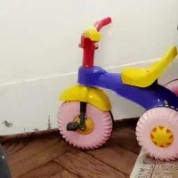 سه چرخ کودک|کالسکه و لوازم جانبی|رشت, گلزاران|دیوار