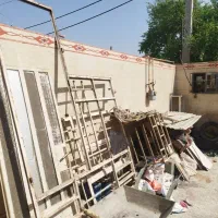 دوعدد پنجره همراه با یک در