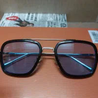 عینک آفتابی آبی آسمانی