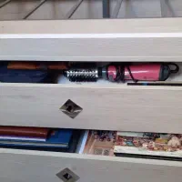 تخت و میز تحریر نو|تخت و سرویس خواب|شیراز, درکی|دیوار