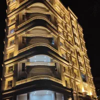 همکاری در دپارتمان ملک