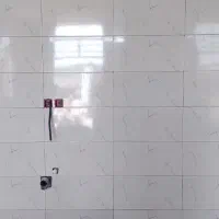 سلام کاشی کار دیوار شیب سیمان انجام میدم