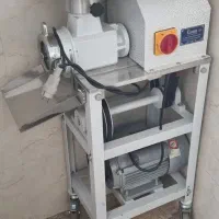 یخچال ۳ درب دو متری و یک یخچال تک درب و چرخ گوشت|فروشگاه و مغازه|طالقان, |دیوار