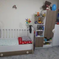 تخت و کمد بچه
