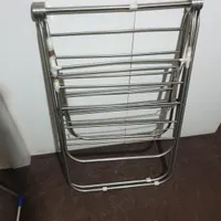 دوتا رخت اویز|بندرخت و رخت‌آویز|تهران, چهارصد دستگاه|دیوار