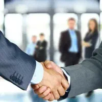 از جوانان پرانرژی وبا انگیزه دعوت به همکاری میشود