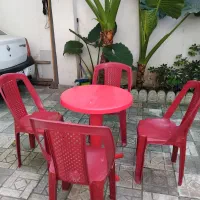 میز و صندلی ۴ نفره پلاستیکی