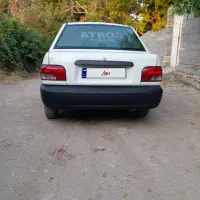 پراید سفید
