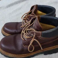 یک جفت کفش کوه ودشت شماره۴۲|کیف، کفش، کمربند|بیرجند, |دیوار