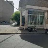 مغازه فروشی و زیر زمین ۶ دانگ|فروش مغازه و غرفه|قم, شهدا|دیوار