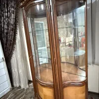 بوفه چوبی کاملا سالم