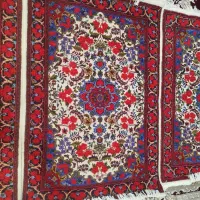 فرش دستباف گلسرخ