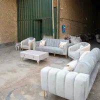 مبل/جایی که شکوه با راحتی گره می‌خورد.»