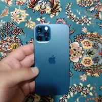 آیفون ۱۲ پرو ۲۵۶ در حد نو باتری ۸۰٪ با شارژر اصلی|موبایل|مشهد, امام رضا (ع)|دیوار