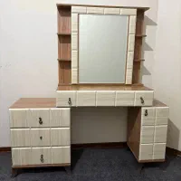 سرویس میز آرایش و دراور چوبی شیک و جادار
